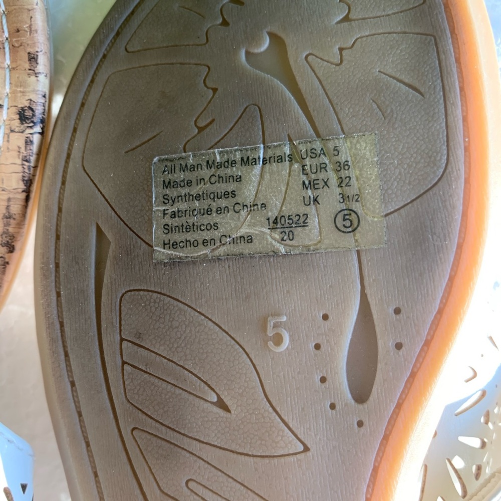 American Eagle Patent Leather Look Sandals - Picture 5 of 7